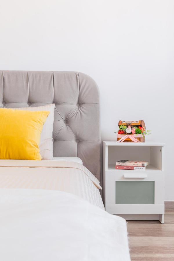 Lovely Apartment With City View Βουκουρέστι Εξωτερικό φωτογραφία