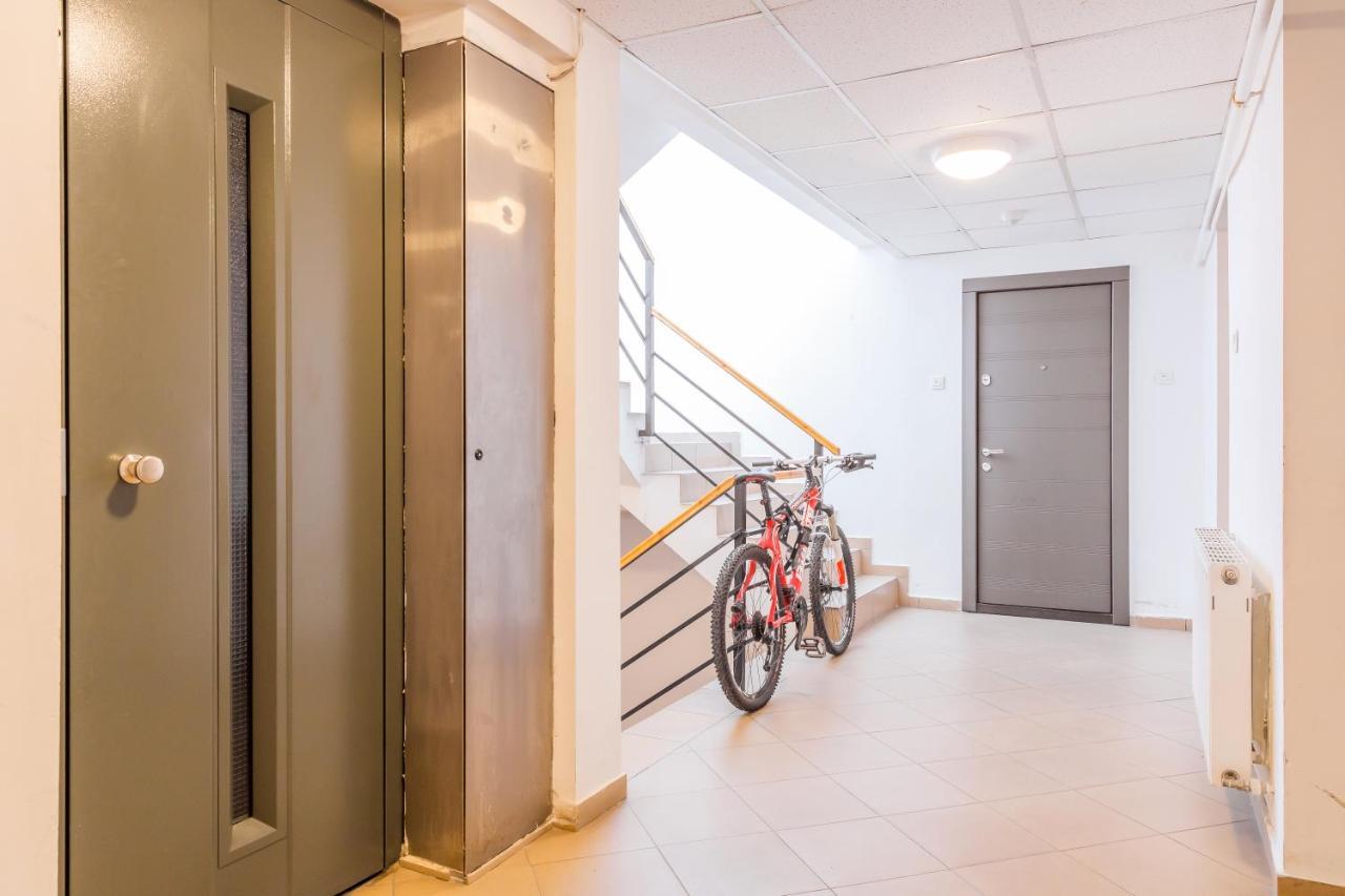 Lovely Apartment With City View Βουκουρέστι Εξωτερικό φωτογραφία